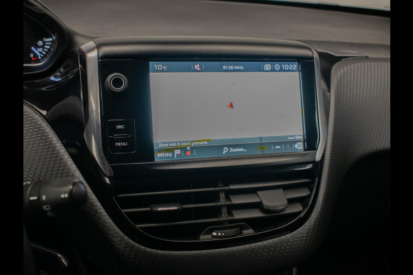 Peugeot 2008 1.2 PureTech Signature Sport (APPLE CARPLAY,NAVI,CRUISE,PDC,LED,LEDER,SPORTSTOELEN,GETINT,LM VELGEN,NETTE STAAT)