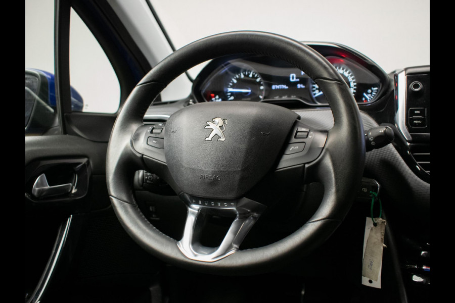 Peugeot 2008 1.2 PureTech Signature Sport (APPLE CARPLAY,NAVI,CRUISE,PDC,LED,LEDER,SPORTSTOELEN,GETINT,LM VELGEN,NETTE STAAT)
