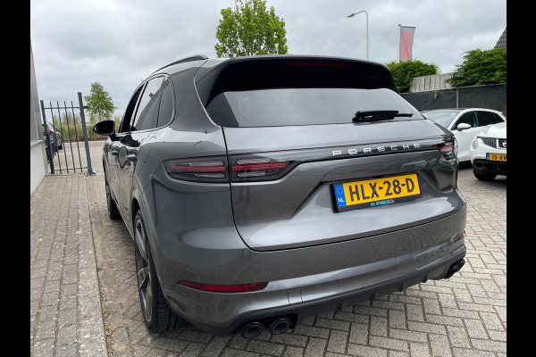 Porsche Cayenne 3.0 E-Hybrid / Panorama