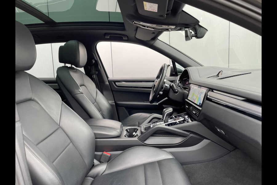 Porsche Cayenne 3.0 E-Hybrid / Panorama