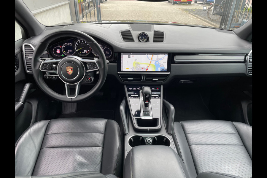 Porsche Cayenne 3.0 E-Hybrid / Panorama