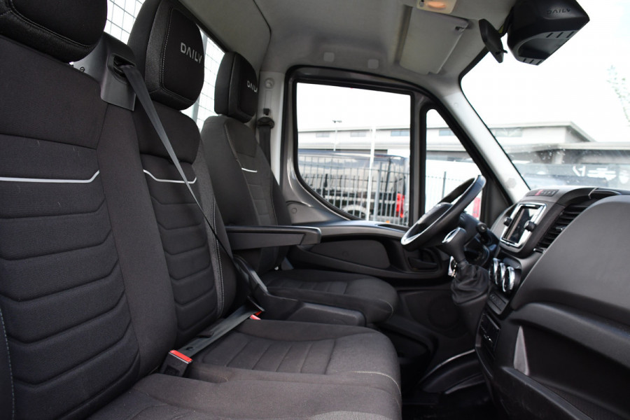 Iveco 40C18 Daily DL L4 Openlaadbak Camera, Cruise, LED, Carplay, 180PK, 3500kg Trekhaak, Clima, Automaat, Uniek! Chassis