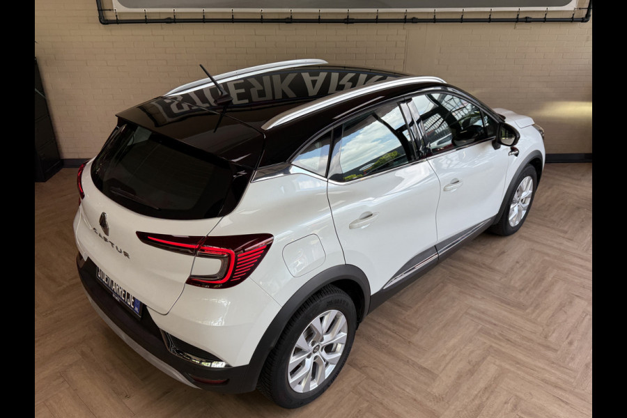 Renault Captur 1.3 TCe 130PK Intens | Navi | Camera | 17 " | PDC V+A | CarPlay 100% Dealer onderhouden!