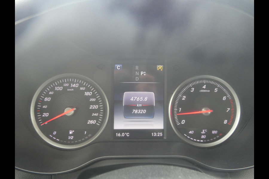 Mercedes-Benz C-Klasse 250 Ambition | LEDEREN BEKLEDING | NAVIGATIE | DEALER ONDERHOUDEN |
