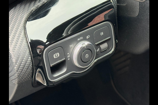 Mercedes-Benz A-Klasse A200 LED Pano Widescreen Camera Navi