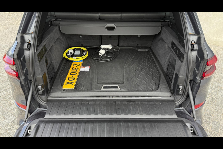 BMW X5 xDrive45e High Executive Pano | Laser | Trekhaak
