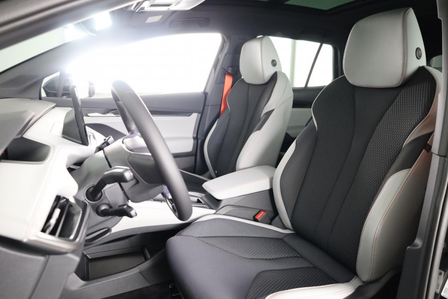 Škoda Enyaq 85 Business Edition 286 pk | Business upgrade pakket - ADVANCED | Panoramadak | Lodge | 20 inch lichtmetalen velgen