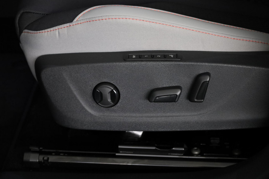 Škoda Enyaq 85 Business Edition 286 pk | Business upgrade pakket - ADVANCED | Panoramadak | Lodge | 20 inch lichtmetalen velgen