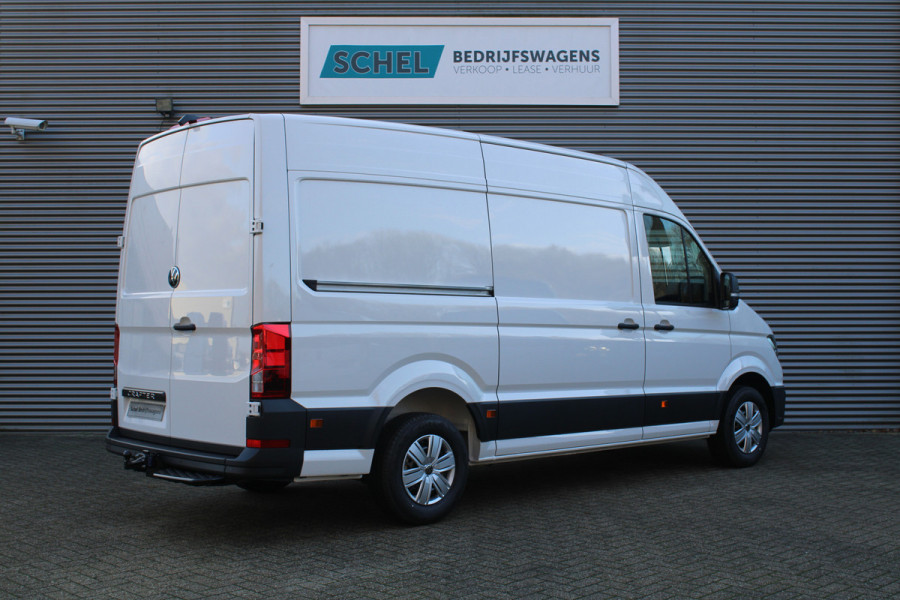 Volkswagen Crafter 35 2.0 TDI L3H3 177pk - Facelift - Navigatie - LED - Geveerde stoel - Virtual cockpit - Camera - Trekhaak - Stoelverwarming - Ri