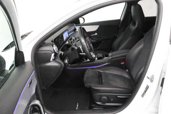 Mercedes-Benz A-Klasse 220 Premium Plus (PANORAMADAK, PARKEERSENSOREN, STOELVERWARMING, CRUISE CONTROL, ACHTERUITRIJCAMERA)