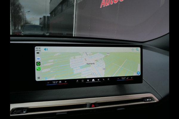BMW iX xDrive50 BUSINESS ED. PLUS | 112 kWh | PANORAMA | CRYSTAL | TREKHAAK | LUCHTVERING | 1e EIG!!