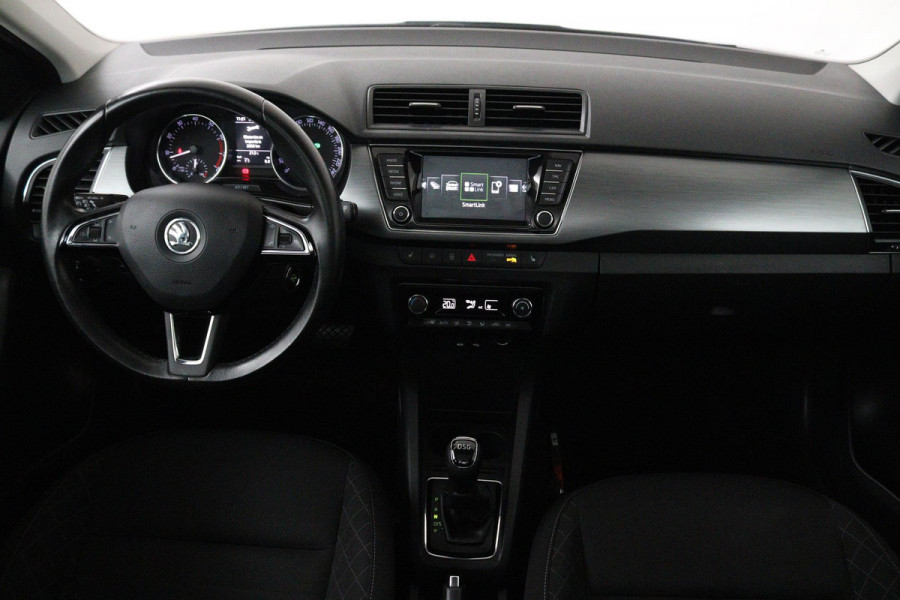 Škoda Fabia Combi 1.2 TSI Drive (PANORAMADAK, PARKEERSENSOREN, CRUISE CONTROL, CAMERA, CARPLAY, AUTOMAAT)