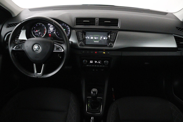 Škoda Fabia Combi 1.2 TSI Drive (PANORAMADAK, PARKEERSENSOREN, CRUISE CONTROL, CAMERA, CARPLAY, AUTOMAAT)