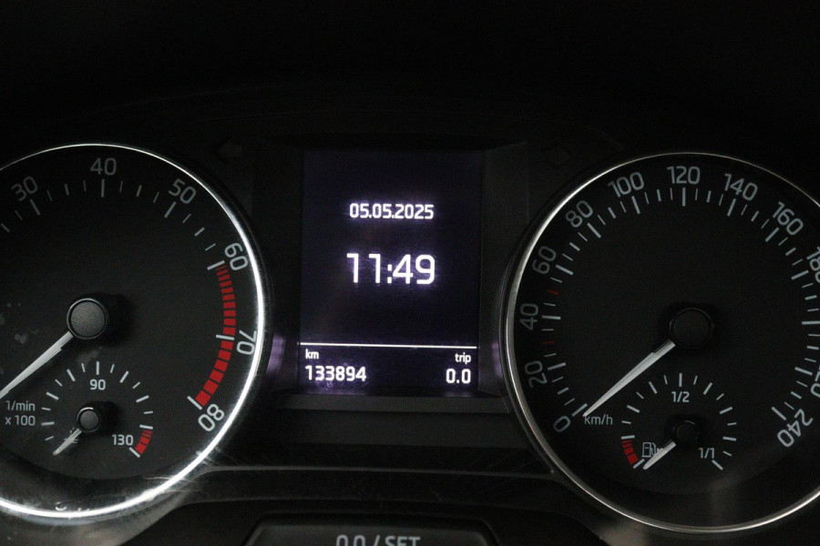 Škoda Fabia Combi 1.2 TSI Drive (PANORAMADAK, PARKEERSENSOREN, CRUISE CONTROL, CAMERA, CARPLAY, AUTOMAAT)