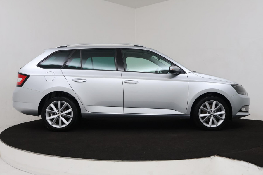 Škoda Fabia Combi 1.2 TSI Drive (PANORAMADAK, PARKEERSENSOREN, CRUISE CONTROL, CAMERA, CARPLAY, AUTOMAAT)