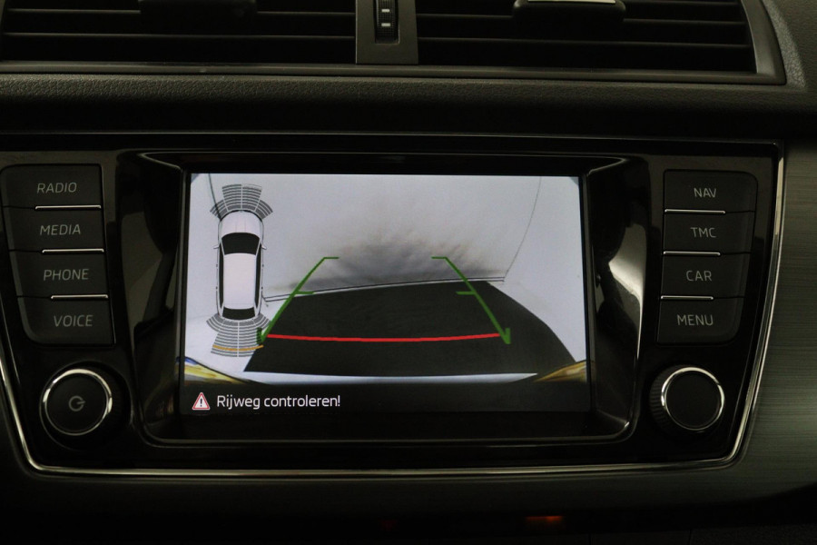 Škoda Fabia Combi 1.2 TSI Drive (PANORAMADAK, PARKEERSENSOREN, CRUISE CONTROL, CAMERA, CARPLAY, AUTOMAAT)