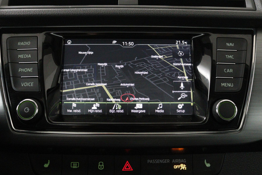 Škoda Fabia Combi 1.2 TSI Drive (PANORAMADAK, PARKEERSENSOREN, CRUISE CONTROL, CAMERA, CARPLAY, AUTOMAAT)