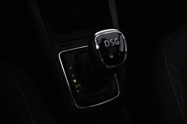 Škoda Fabia Combi 1.2 TSI Drive (PANORAMADAK, PARKEERSENSOREN, CRUISE CONTROL, CAMERA, CARPLAY, AUTOMAAT)