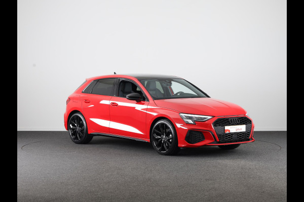 Audi A3 Sportback 35 TFSI S edition 150 pk S-tronic | Verlengde garantie | Navigatie | Panoramadak | Parkeersensoren (Park assist) | Cruise control | Full-LED koplampen | S-line |