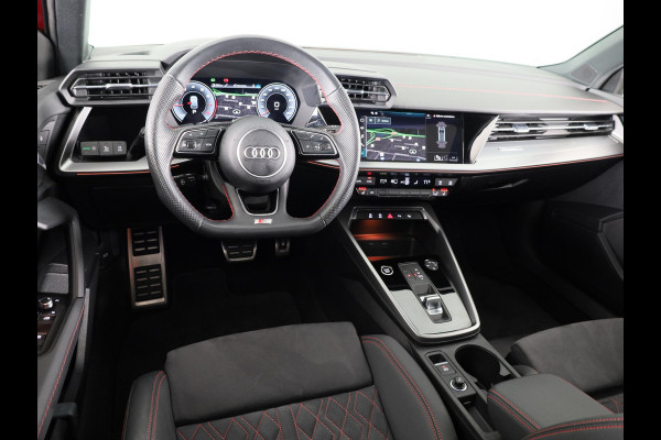 Audi A3 Sportback 35 TFSI S edition 150 pk S-tronic | Verlengde garantie | Navigatie | Panoramadak | Parkeersensoren (Park assist) | Cruise control | Full-LED koplampen | S-line |