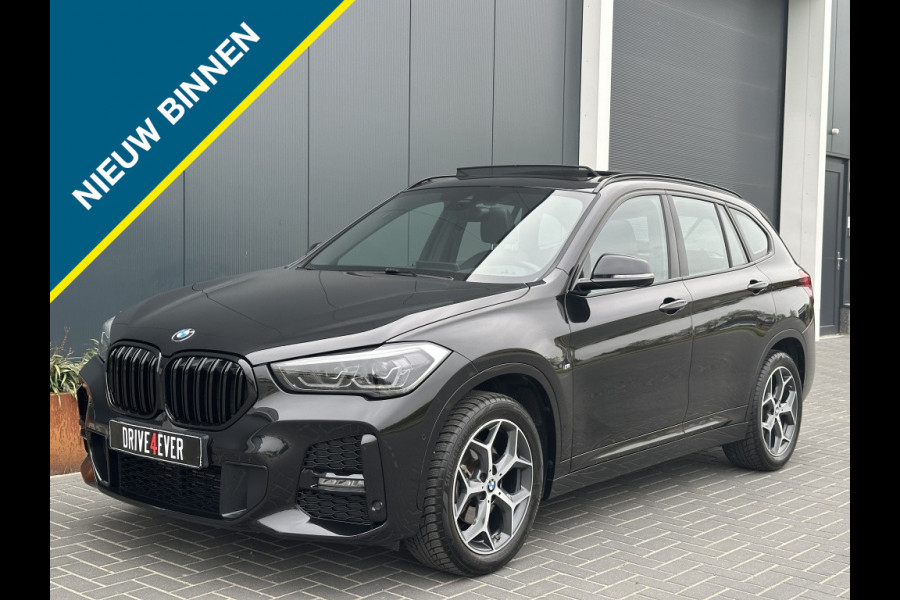 BMW X1 sDrive18i M PACK 2022 PANO NAVI CR CONTROL CAMERA CLIMATE CONTRO