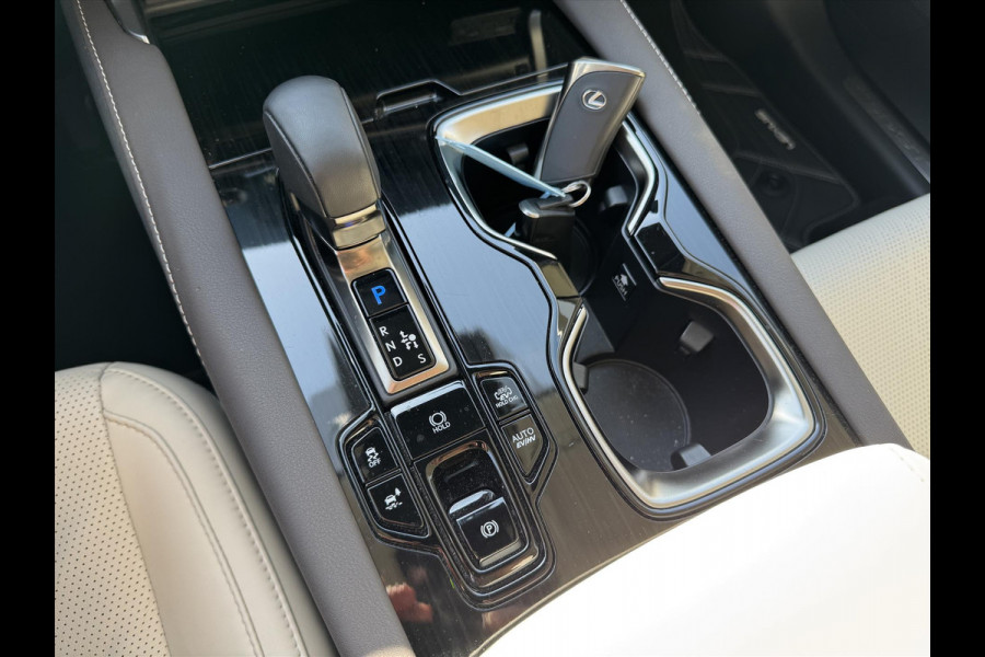 Lexus RX 450h+ Plug-in Hybrid AWD Executive Line | Panoramadak, Head up display, 360 Camera, 21 inch, Stoelventilatie, Geheugenfunctie