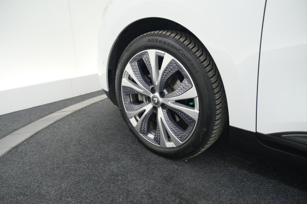 Renault Scénic TCe 140 EDC Intens | Trekhaak | Camera | Dodehoekdetectie | Apple Carplay
