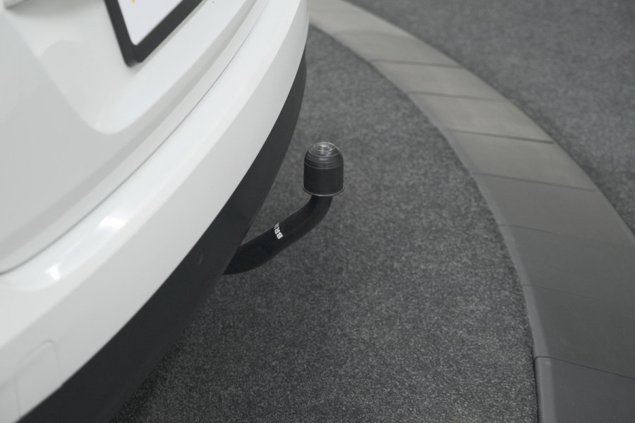 Renault Scénic TCe 140 EDC Intens | Trekhaak | Camera | Dodehoekdetectie | Apple Carplay