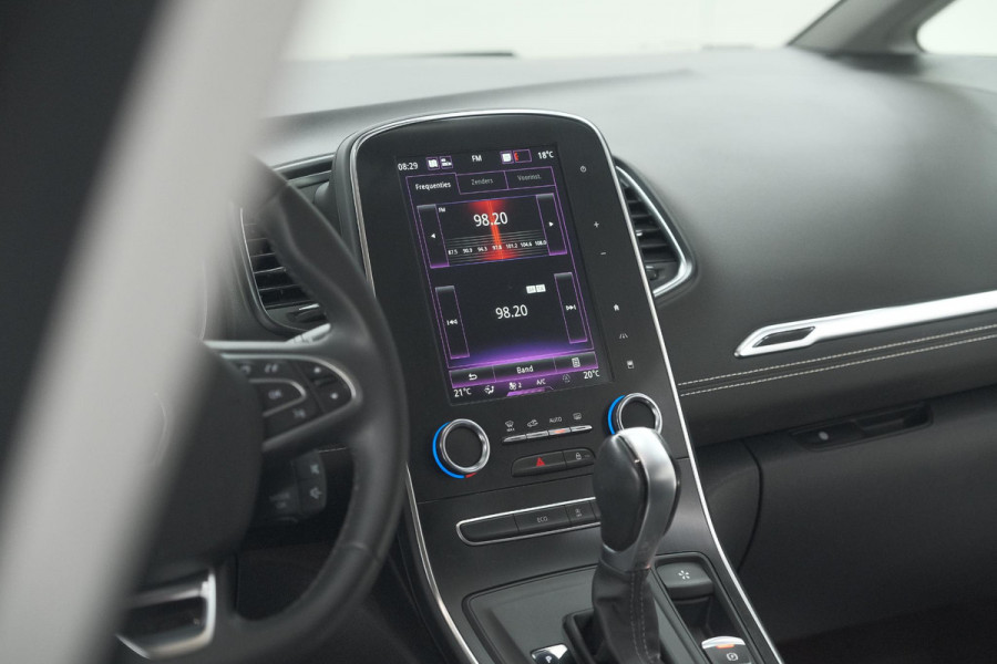 Renault Scénic TCe 140 EDC Intens | Trekhaak | Camera | Dodehoekdetectie | Apple Carplay