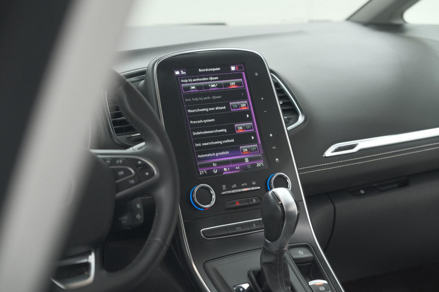 Renault Scénic TCe 140 EDC Intens | Trekhaak | Camera | Dodehoekdetectie | Apple Carplay