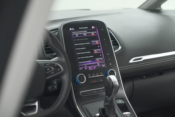 Renault Scénic TCe 140 EDC Intens | Trekhaak | Camera | Dodehoekdetectie | Apple Carplay