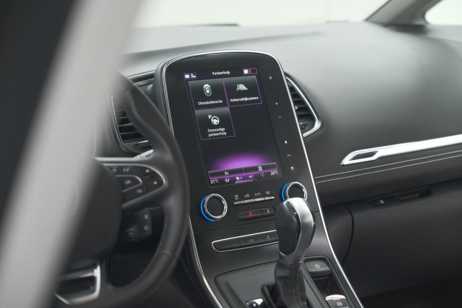 Renault Scénic TCe 140 EDC Intens | Trekhaak | Camera | Dodehoekdetectie | Apple Carplay