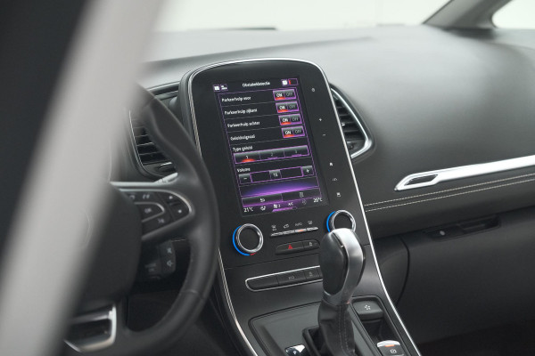 Renault Scénic TCe 140 EDC Intens | Trekhaak | Camera | Dodehoekdetectie | Apple Carplay
