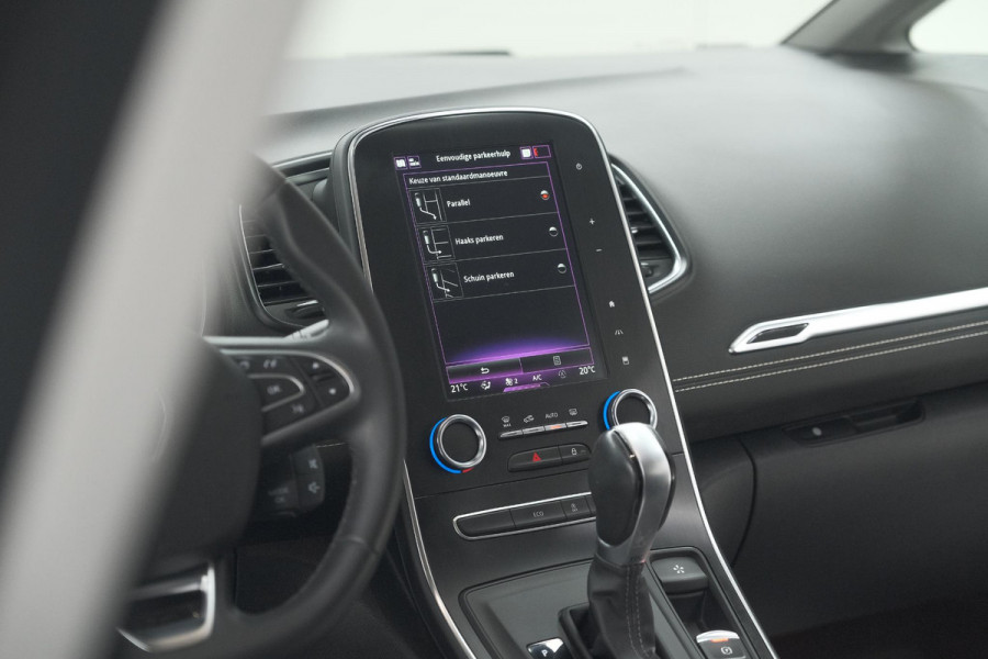 Renault Scénic TCe 140 EDC Intens | Trekhaak | Camera | Dodehoekdetectie | Apple Carplay