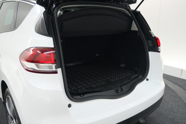 Renault Scénic TCe 140 EDC Intens | Trekhaak | Camera | Dodehoekdetectie | Apple Carplay