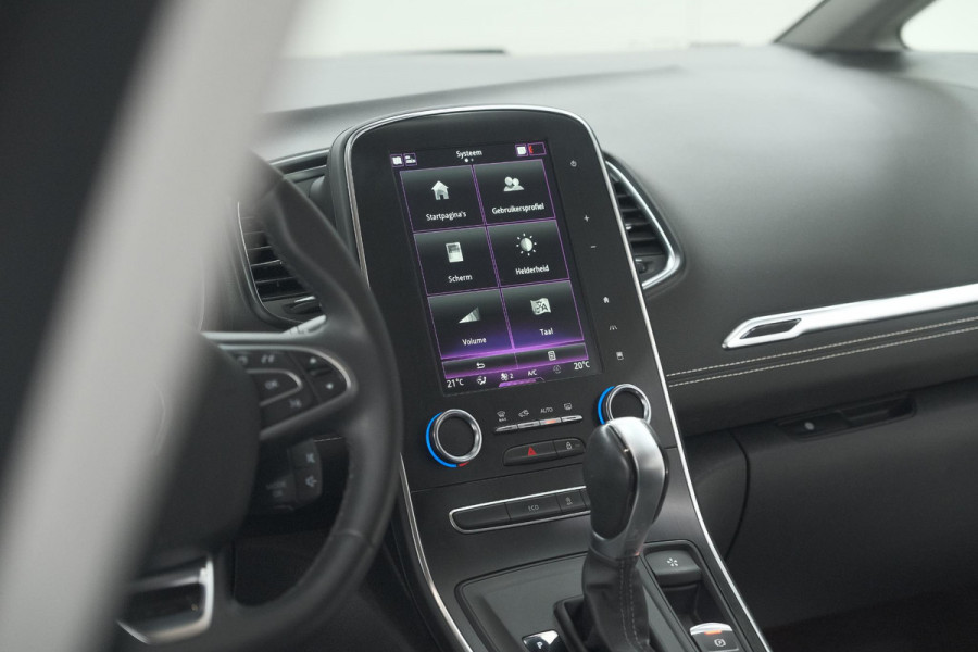 Renault Scénic TCe 140 EDC Intens | Trekhaak | Camera | Dodehoekdetectie | Apple Carplay