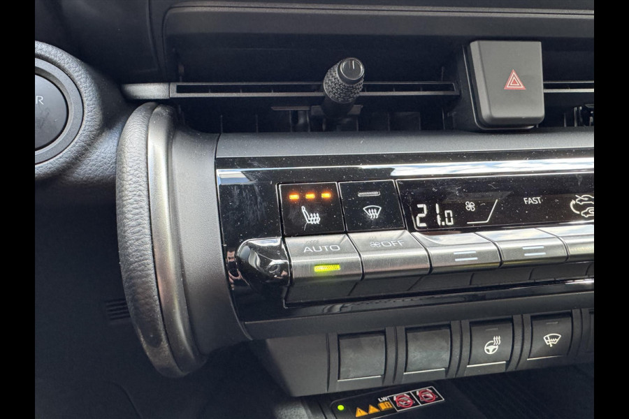 Toyota C-HR 2.0 High Power Hybrid First Edition | Groot scherm, Dodehoekherkenning, Stoel + Stuurverwarming, Parkeersensoren, Keyless