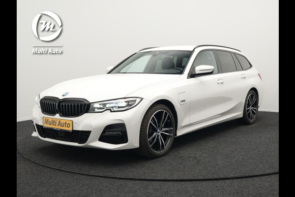 BMW 3 Serie Touring 320e M Sport Plug In Hybrid Dealer O.H PHEV | Adaptive Cruise | Alcantara Sportstoelen Verwarmd | 19"L.M | Sfeerverlichting | Carplay | DAB | Virtual | Navi Full Map |