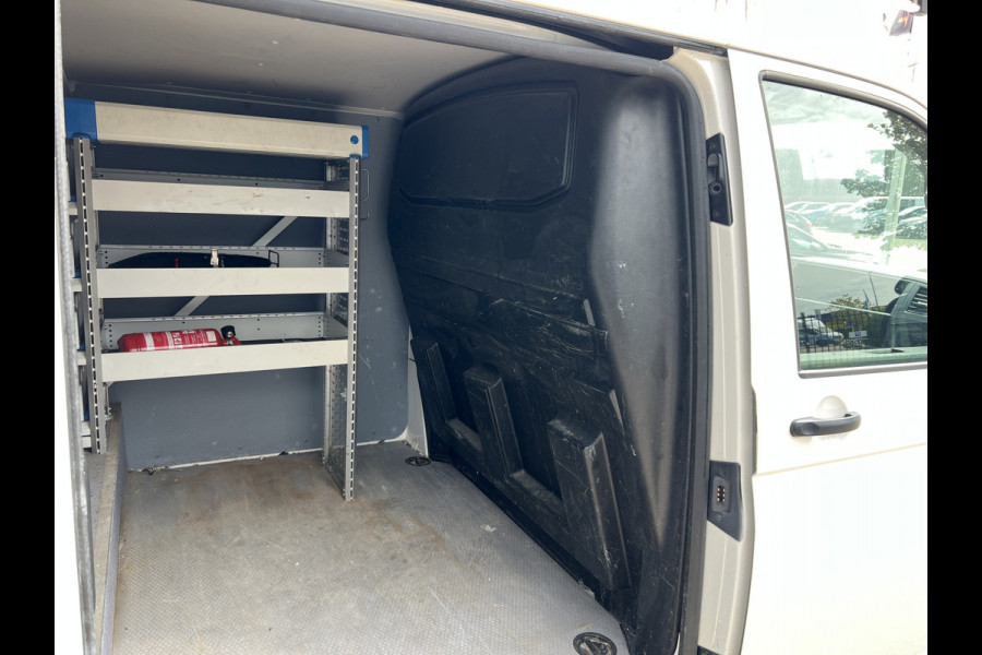 Volkswagen Transporter 2.0 TDI 102Pk L1H1 Sortimo / Imperiaal