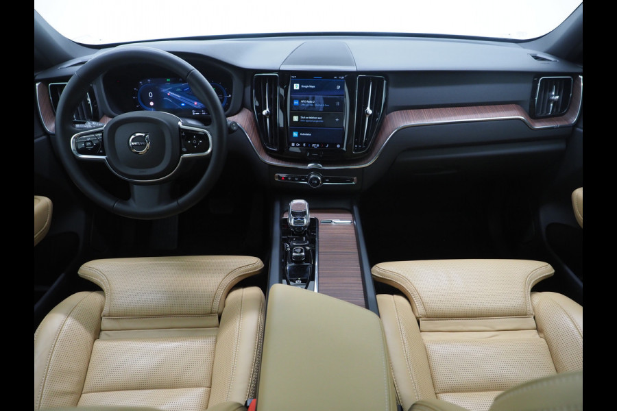 Volvo XC60 2.0 T6 Recharge AWD Ultimate Long Range | Panoramadak | Pilot Assist | Keyless | Camera | Memory | Trekhaak