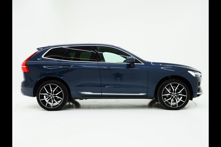 Volvo XC60 2.0 T6 Recharge AWD Ultimate Long Range | Panoramadak | Pilot Assist | Keyless | Camera | Memory | Trekhaak