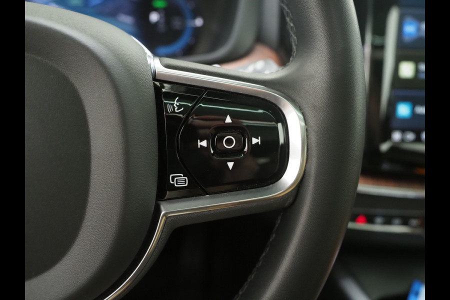 Volvo XC60 2.0 T6 Recharge AWD Ultimate Long Range | Panoramadak | Pilot Assist | Keyless | Camera | Memory | Trekhaak