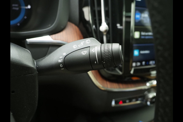 Volvo XC60 2.0 T6 Recharge AWD Ultimate Long Range | Panoramadak | Pilot Assist | Keyless | Camera | Memory | Trekhaak