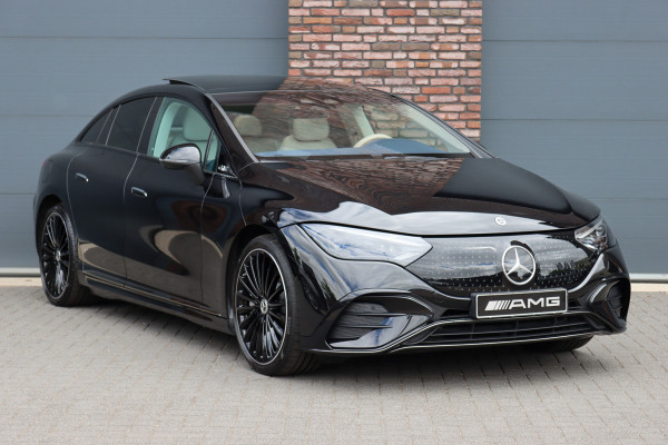 Mercedes-Benz EQE 300 AMG Line 89 kWh | Hyperscreen | Airmatic | Distronic+ | Memory | Burmester | Panoramadak | Digital Light | Surround Camera | Keyless Go | Augmented Reality | Warmtepomp |