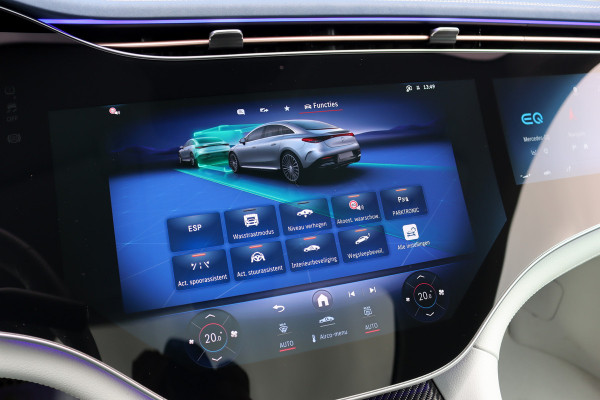 Mercedes-Benz EQE 300 AMG Line 89 kWh | Hyperscreen | Airmatic | Distronic+ | Memory | Burmester | Panoramadak | Digital Light | Surround Camera | Keyless Go | Augmented Reality | Warmtepomp |