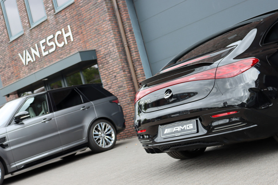 Mercedes-Benz EQE 300 AMG Line 89 kWh | Hyperscreen | Airmatic | Distronic+ | Memory | Burmester | Panoramadak | Digital Light | Surround Camera | Keyless Go | Augmented Reality | Warmtepomp |