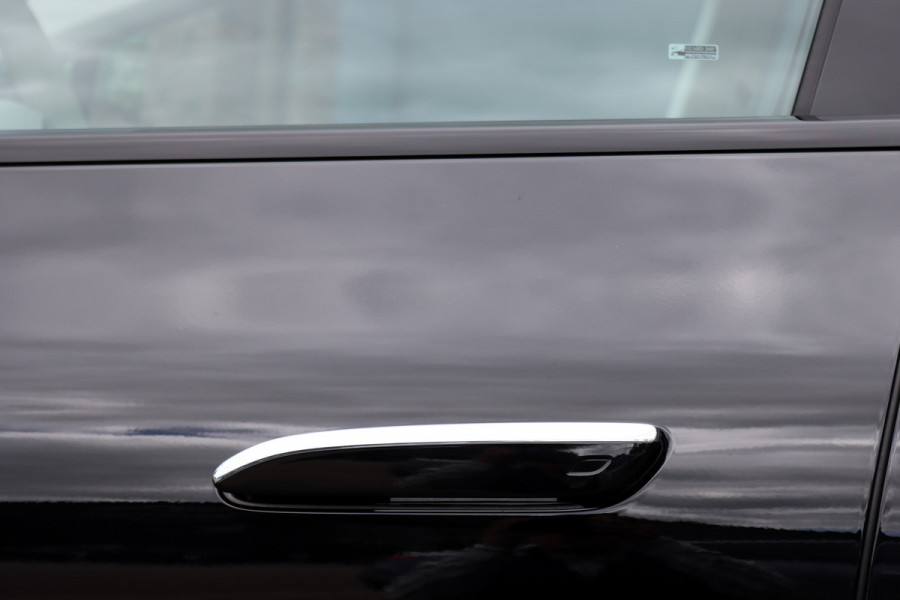 Mercedes-Benz EQE 300 AMG Line 89 kWh | Hyperscreen | Airmatic | Distronic+ | Memory | Burmester | Panoramadak | Digital Light | Surround Camera | Keyless Go | Augmented Reality | Warmtepomp |