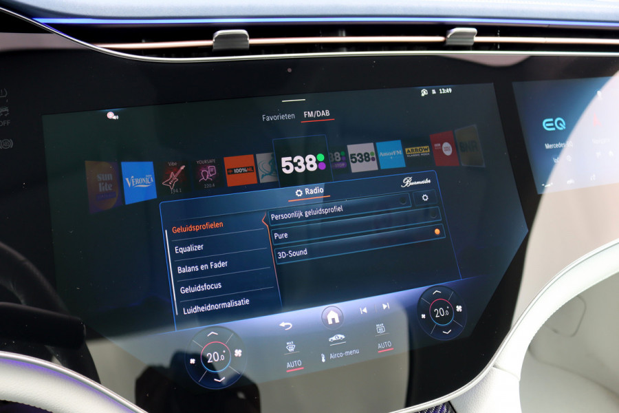 Mercedes-Benz EQE 300 AMG Line 89 kWh | Hyperscreen | Airmatic | Distronic+ | Memory | Burmester | Panoramadak | Digital Light | Surround Camera | Keyless Go | Augmented Reality | Warmtepomp |