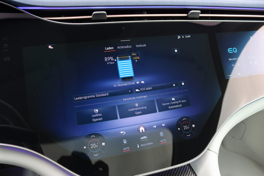 Mercedes-Benz EQE 300 AMG Line 89 kWh | Hyperscreen | Airmatic | Distronic+ | Memory | Burmester | Panoramadak | Digital Light | Surround Camera | Keyless Go | Augmented Reality | Warmtepomp |