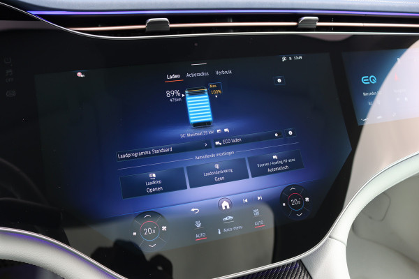 Mercedes-Benz EQE 300 AMG Line 89 kWh | Hyperscreen | Airmatic | Distronic+ | Memory | Burmester | Panoramadak | Digital Light | Surround Camera | Keyless Go | Augmented Reality | Warmtepomp |